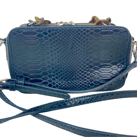 MELIE BIANCO Demi Snake Crossbody Bag with Acrylic Links Top Handle - Picture 5 of 14